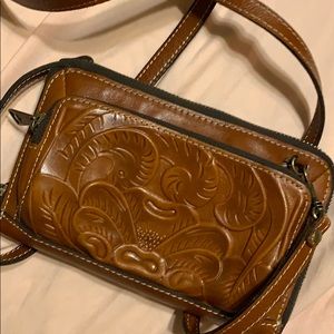 Patricia Nash Bags - Patricia Nash Floral Leather Crossbody Bag Patricia Nash Bags - Patricia Nash Floral Leather Crossbody Bag
